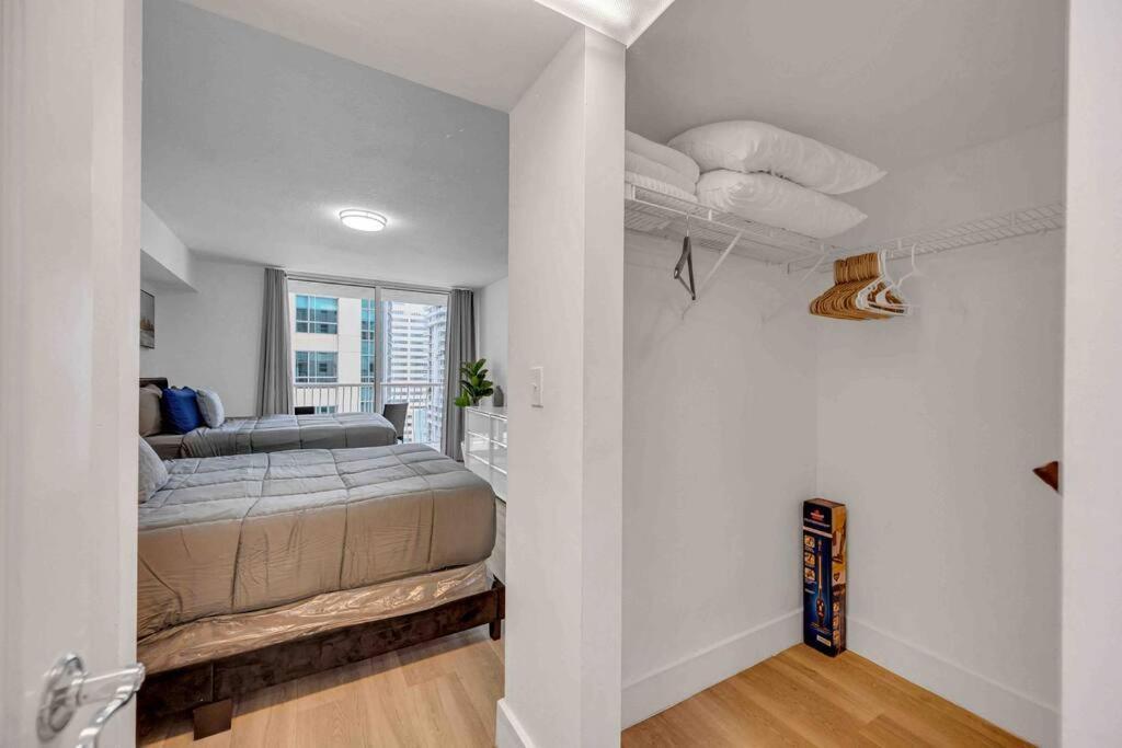 Spacious 1Bedroom Unit Brickell-Free Parking Miami Buitenkant foto